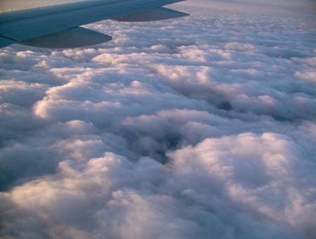 032_plane_clouds