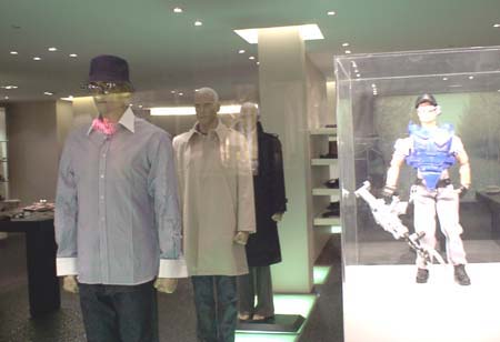 184_storedisplay